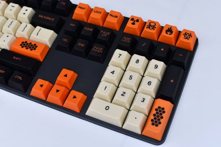 Carbon Cherry Profile Dyesub PBT Close